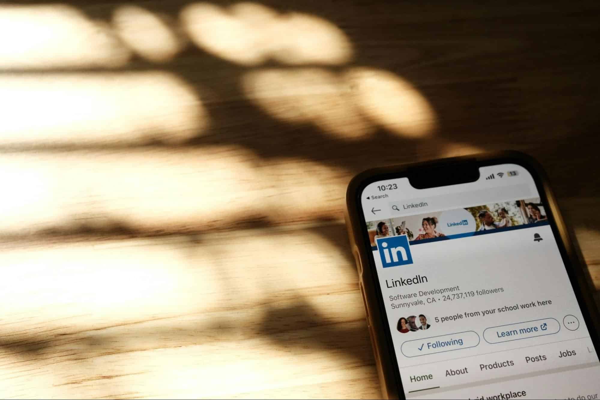 how to network on linkedin
